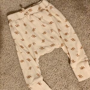 Kate Quinn Panda Pant
